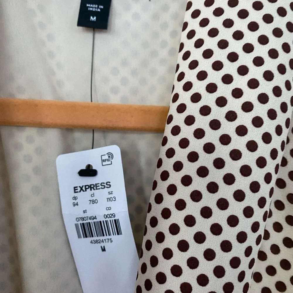 Express NWT Polka Dot Faux Wrap Dress with Tie Waist - Picture 4 of 7